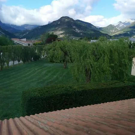 L'escale De 3*